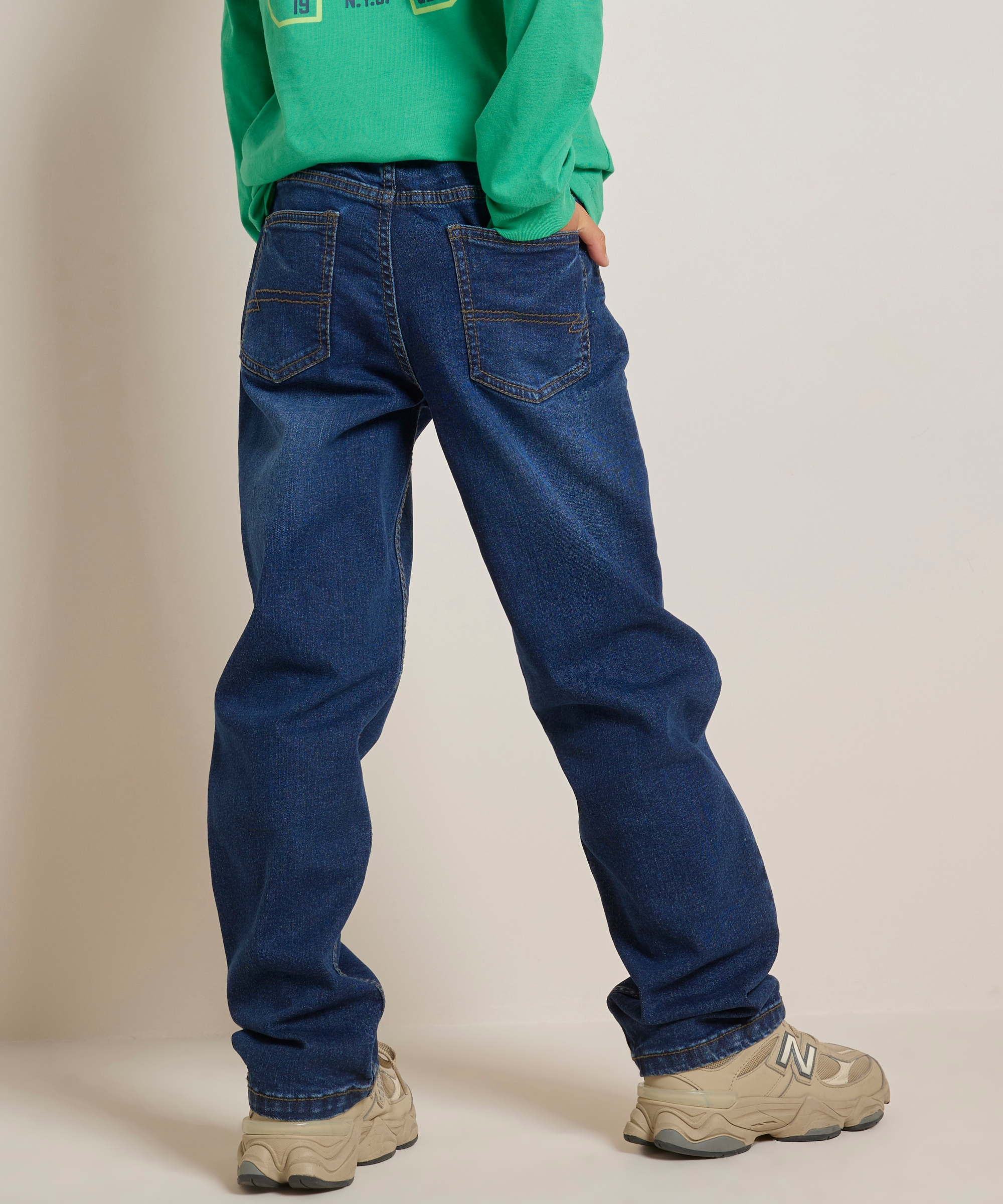 baggy fit stretch jeans