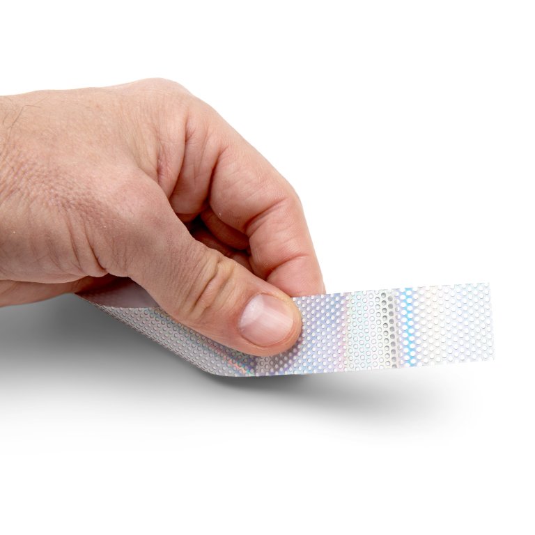 Holografisches Klebeband perforiert