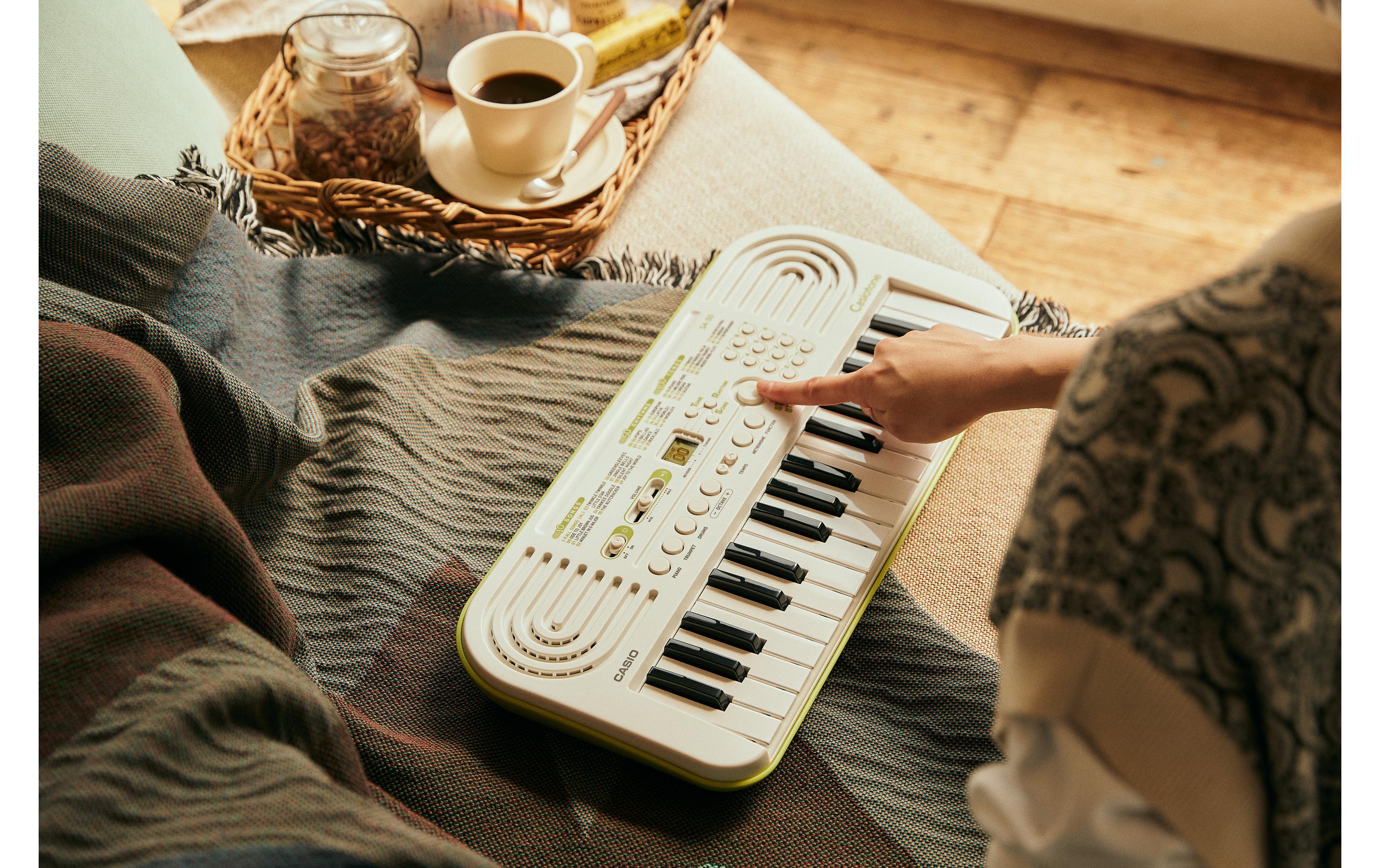 Keyboard SA-50Keyboard mit 32 Mini-Tasten und 100 Klangfarben