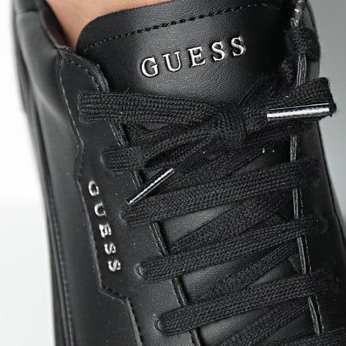Baskets FM7VRSSMA12 Black