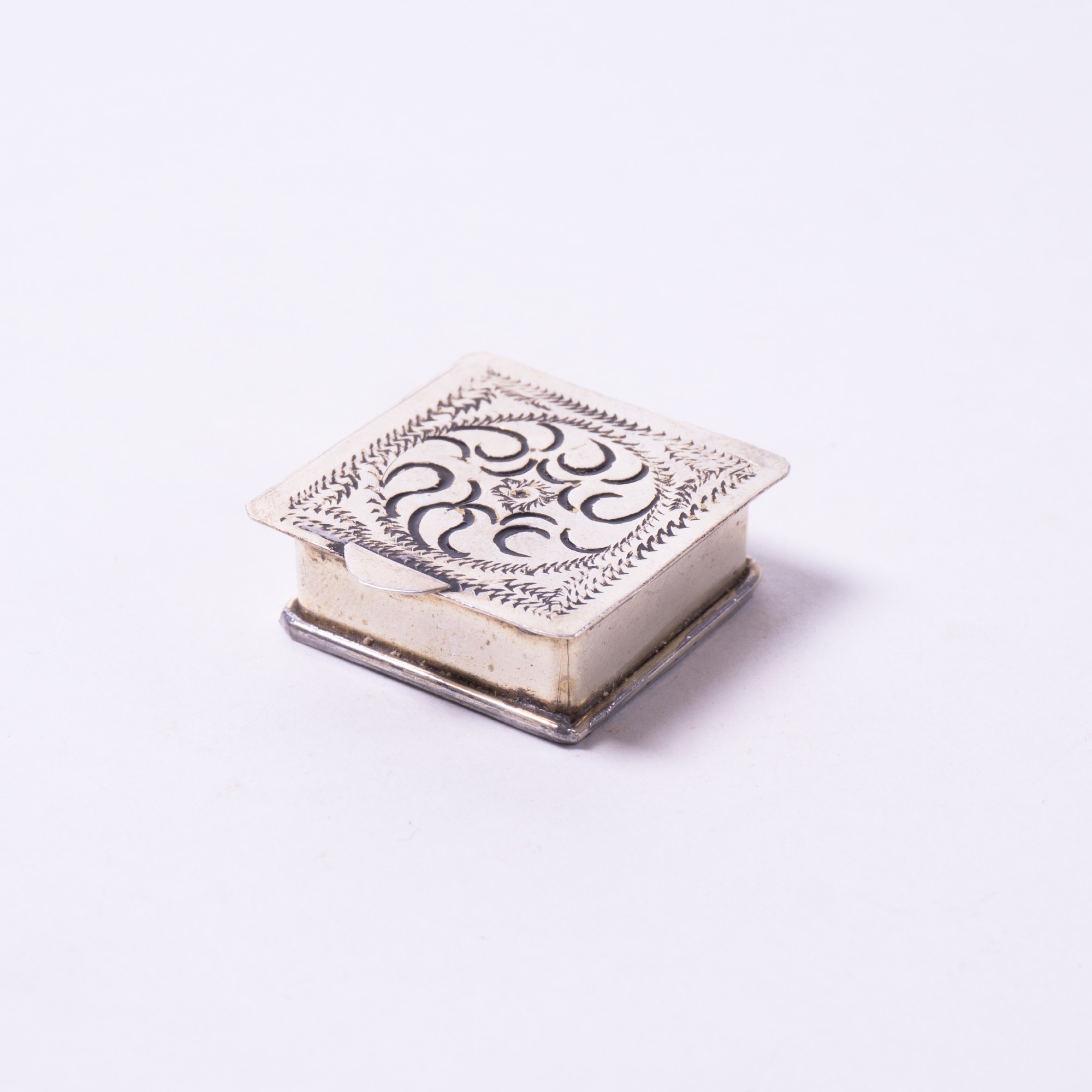 Schmuckkästchen 'Quadratisch', gelb, gold, T 2 cm, B 5 cm, H 14 cm von fischer's lagerhaus