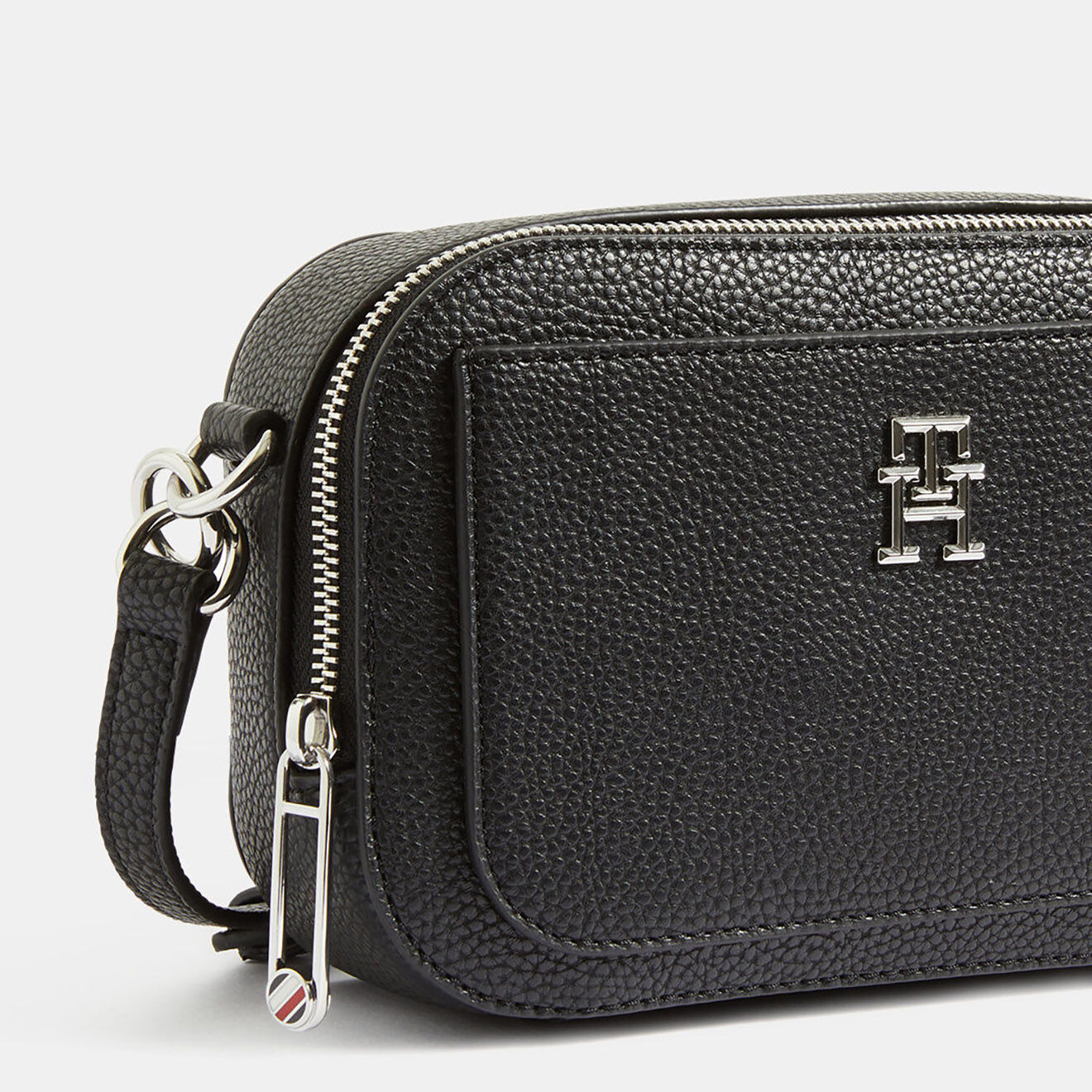 Tommy Hilfiger Sac bandoulière camera Emblem noir - 13x23x6 cm