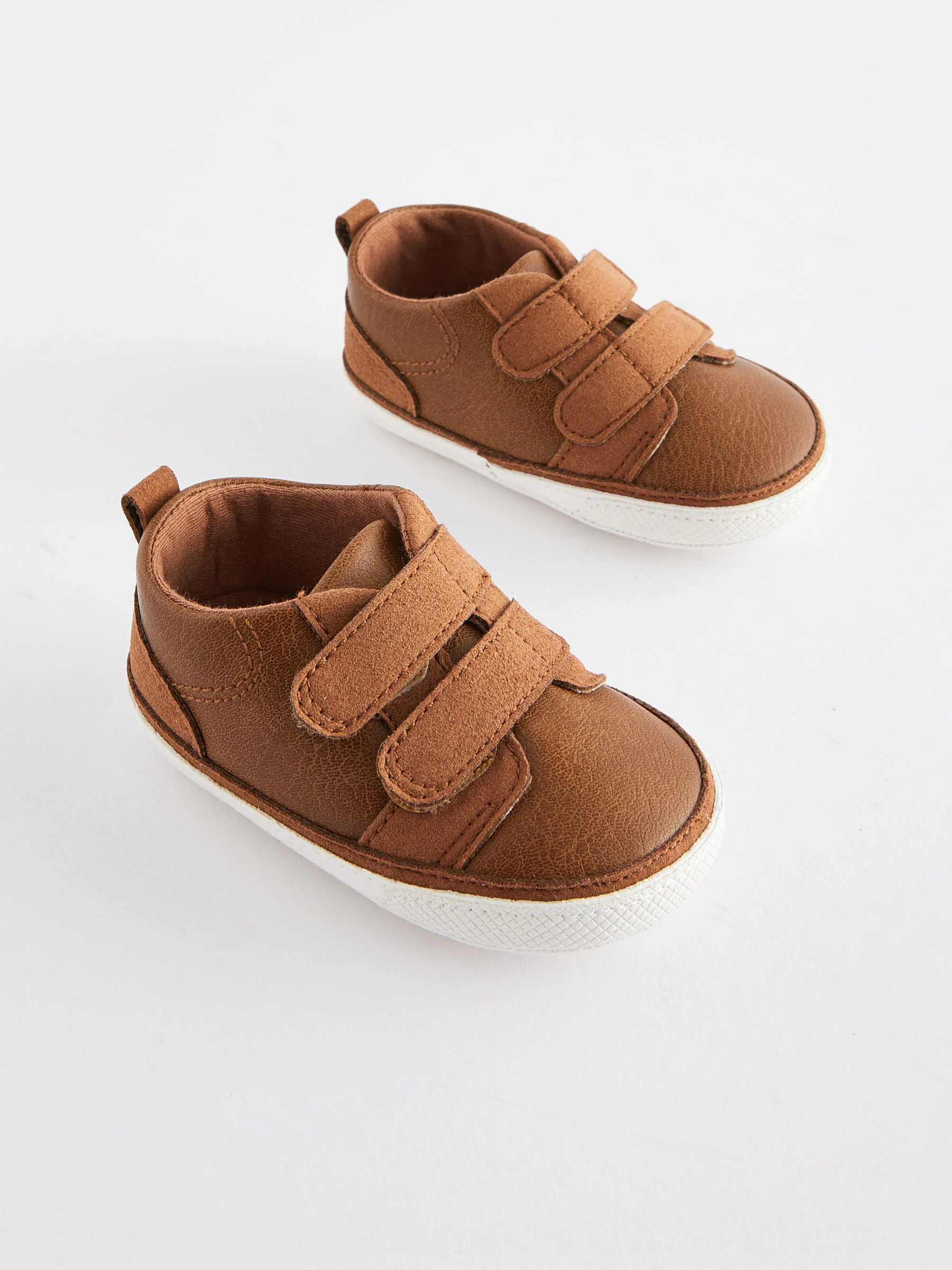 Lichtbruin - Babysneakers met twee bandjes (0-24 mnd)