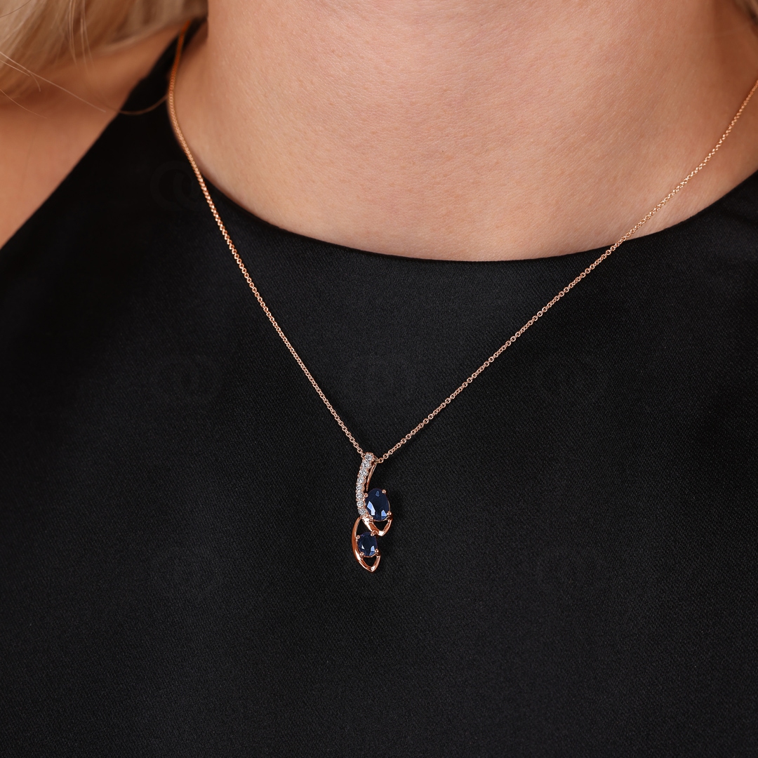 Anhänger 750/18 K Roségold mit Saphiren & Diamanten 0.06 ct H/si