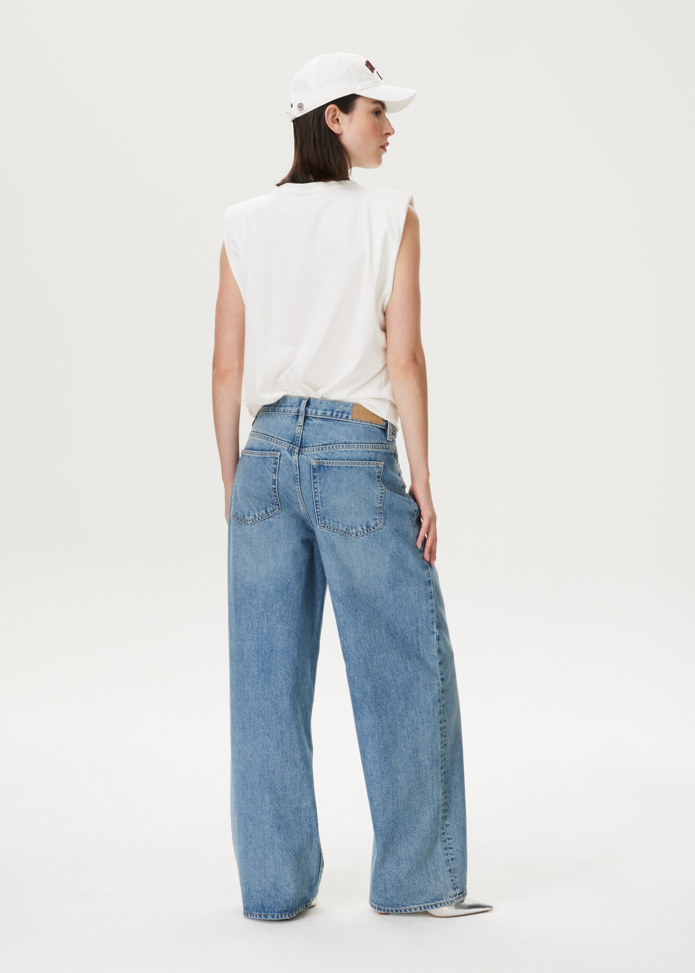 JOY - Mid rise loose fit jeans