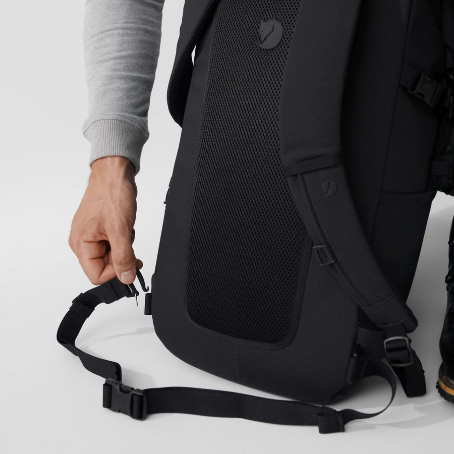 Fjällräven Ulvö Rolltop 30 - Rucksack 15 49 cm black