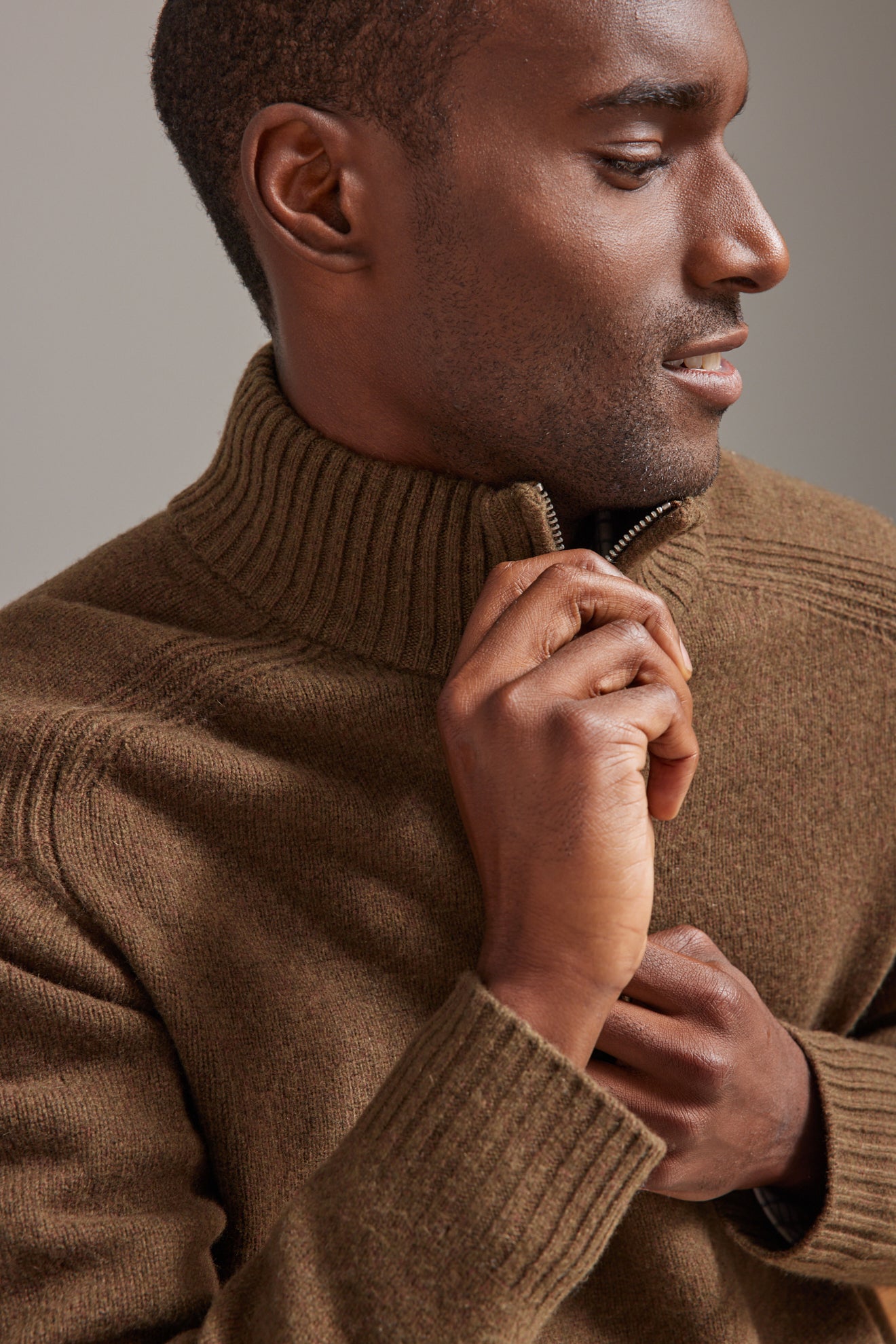 Pull col montant zippé Homme