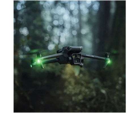 DJI Mavic 3 Pro (DJI RC)
