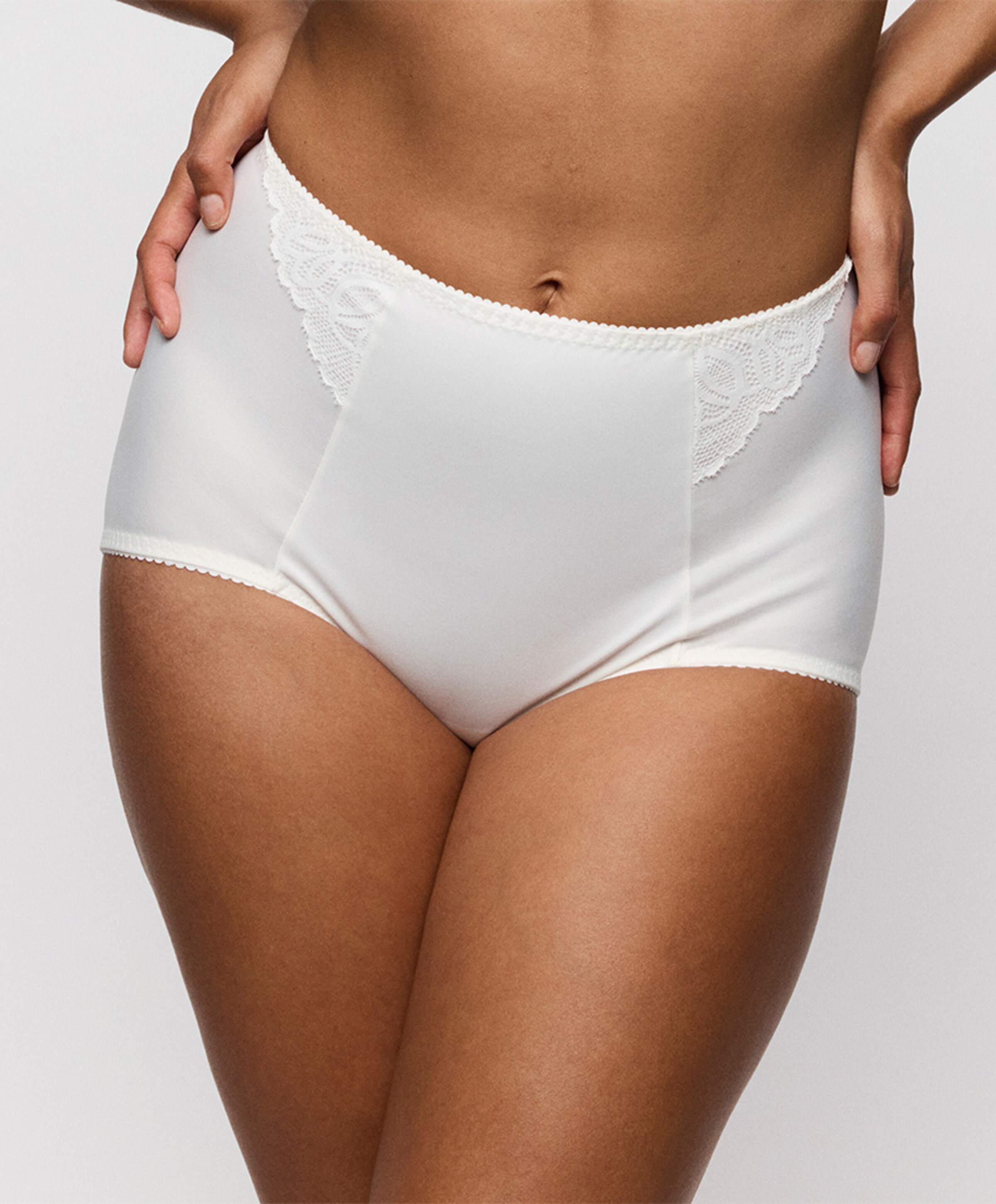 PrimaDonna Dames shapewear slip ecru