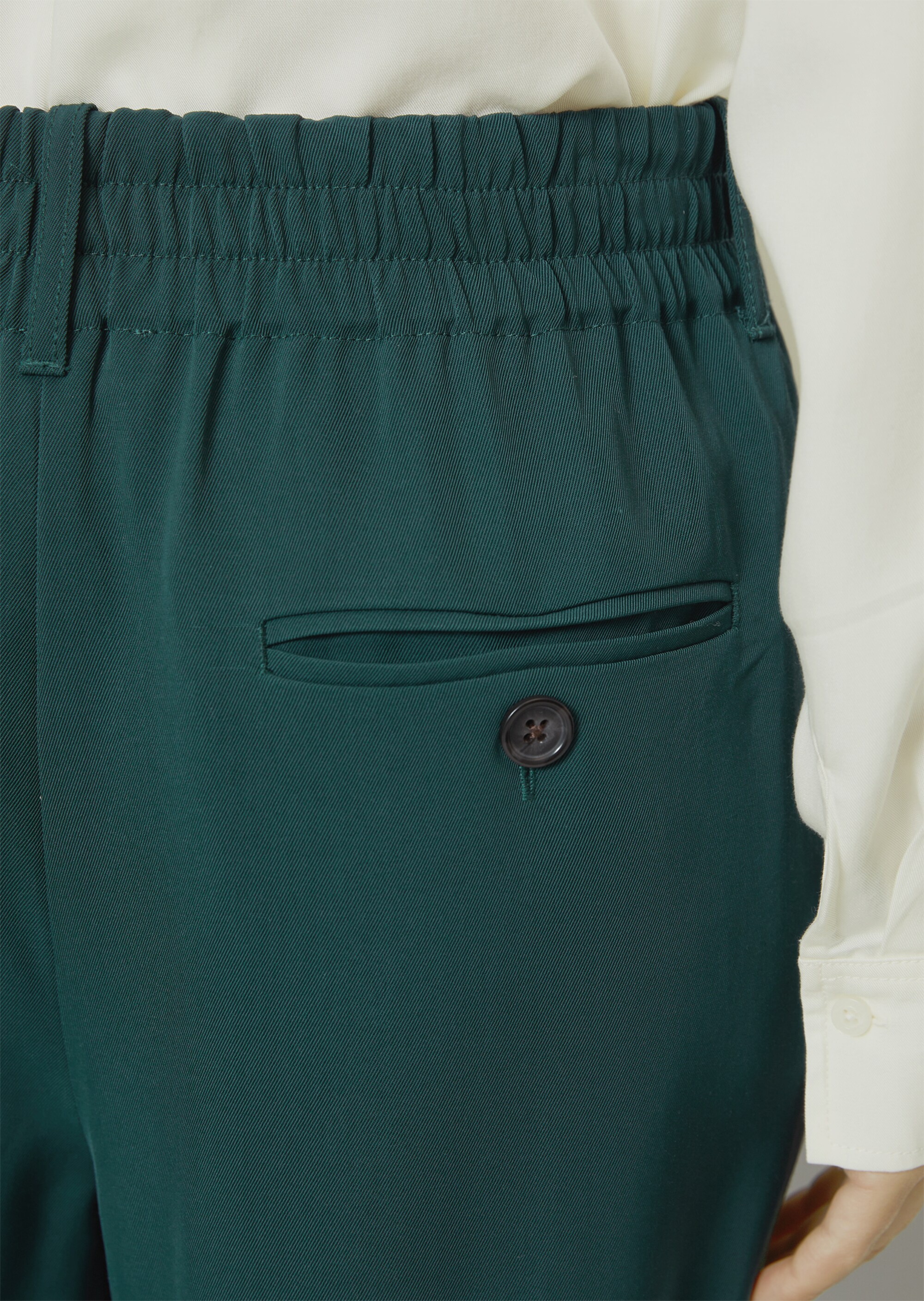 Barrel-Schlupfhose mit elastischem Bund aus fließendem Viskose-Mix-Twill