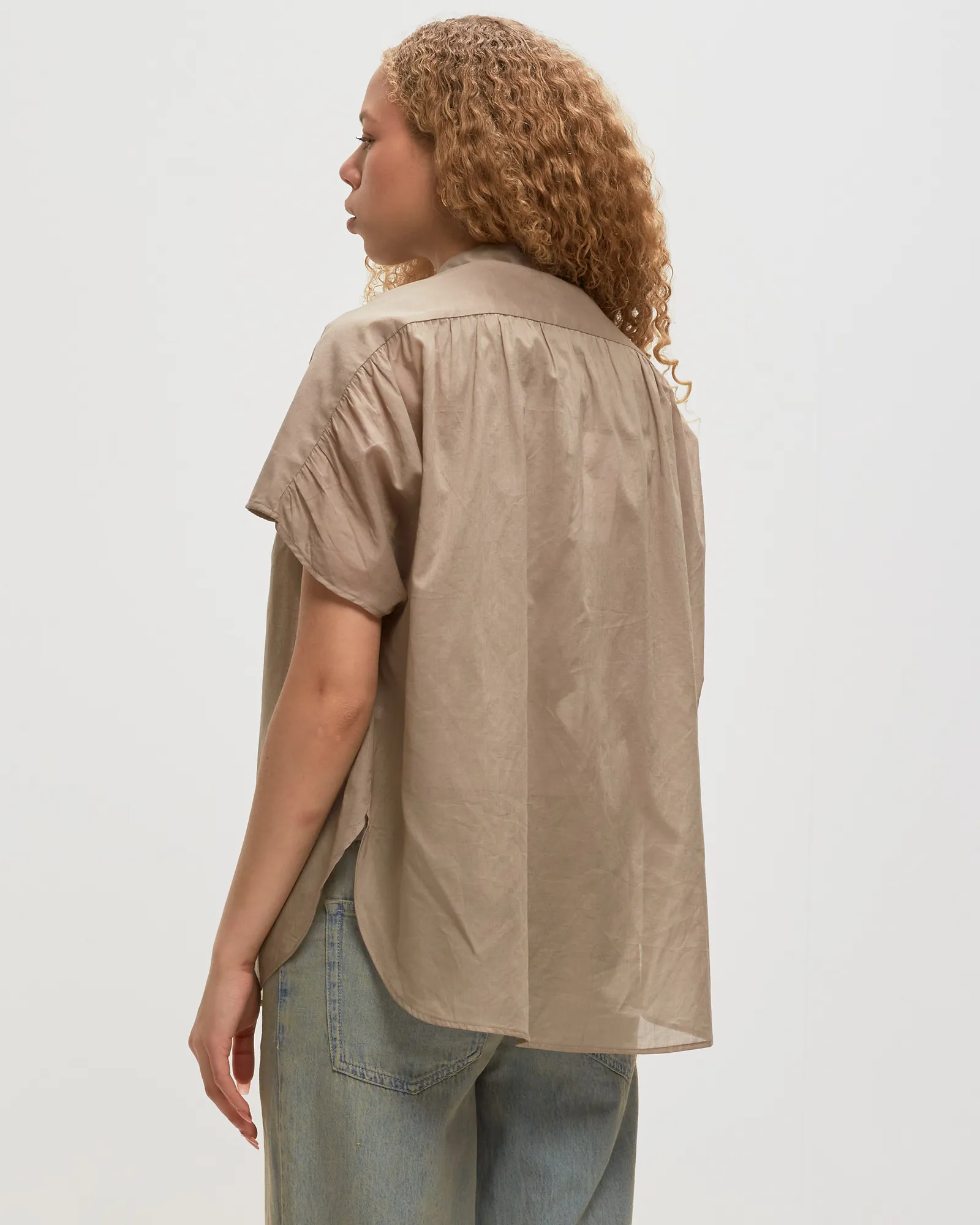 CLOSED GATHERED SHIRT