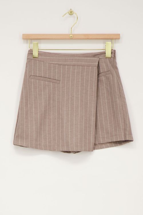 Beige pinstripe skort