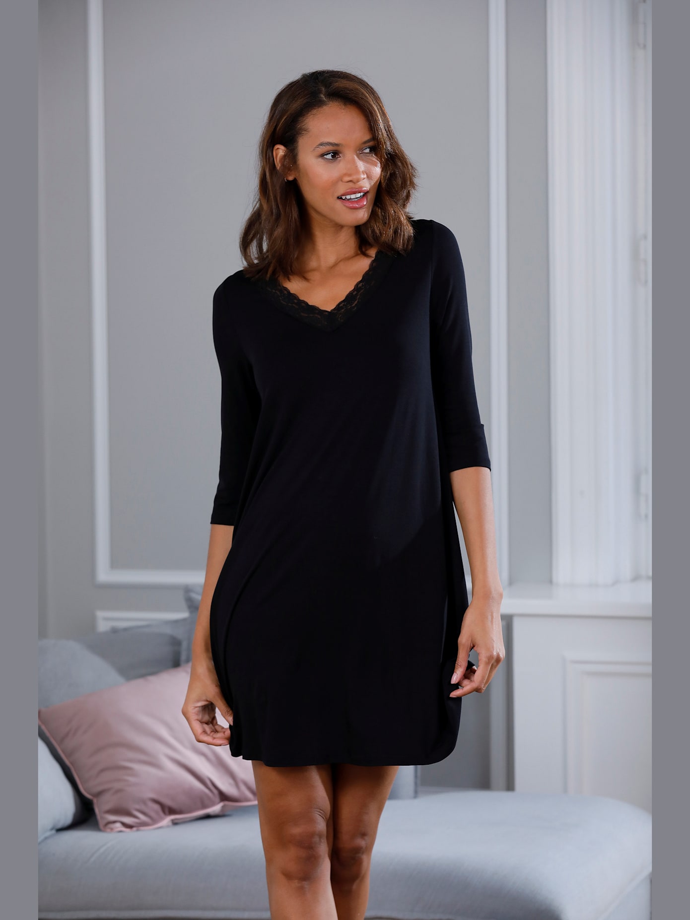 Chemise de nuit avec dentelle