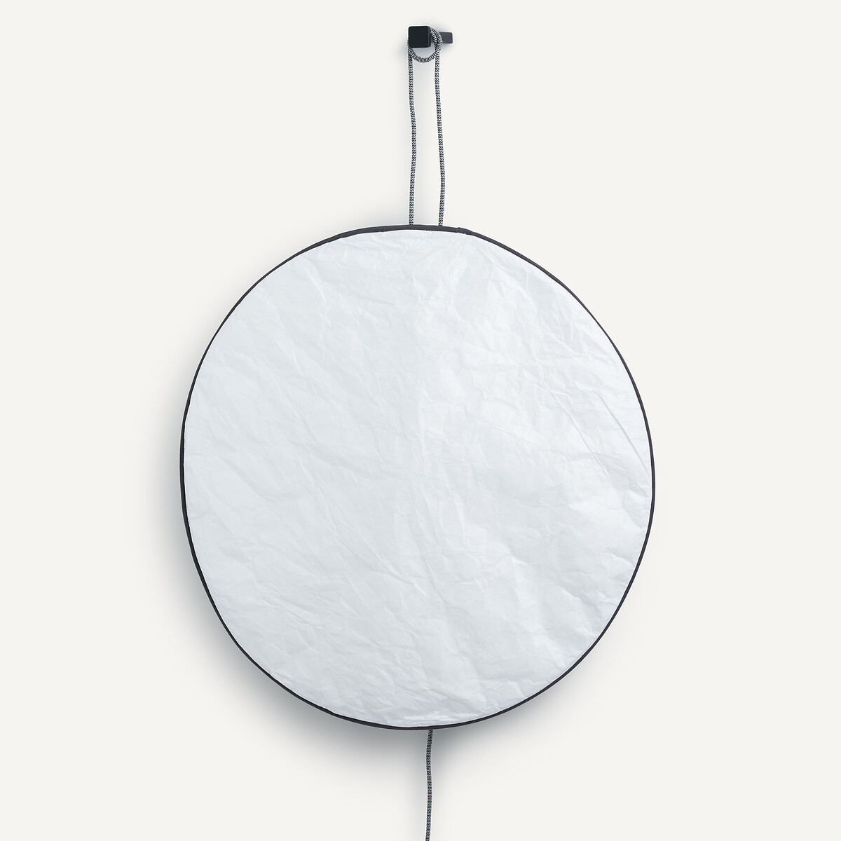 OTTO STUDIO PARA AM.PM<br>Luminária de parede em Tyvek®, Moon