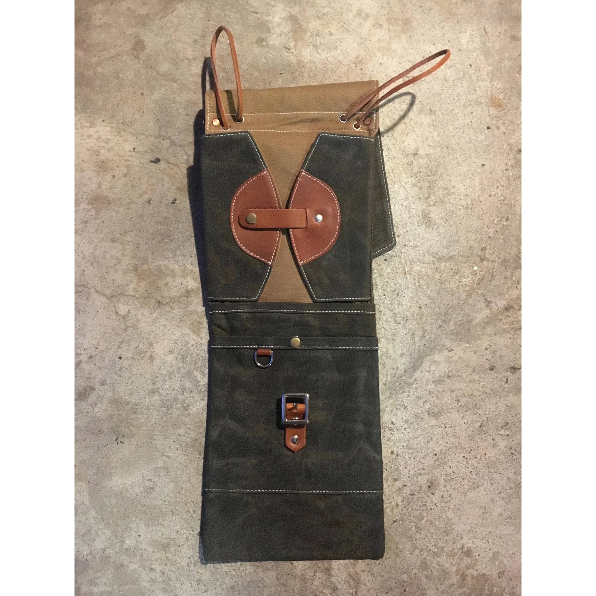 Tackle Waxed Canvas Compact Forest Green drumstokkentas