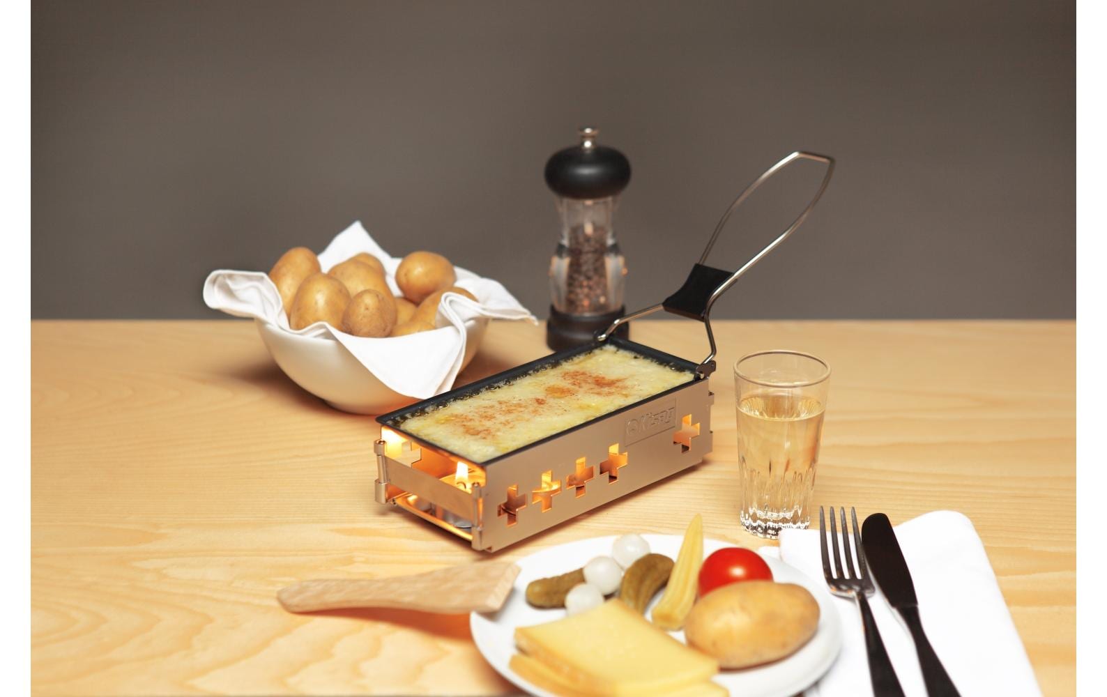 Teelicht-Raclette Candle light to go SilberRaclette für eine Person