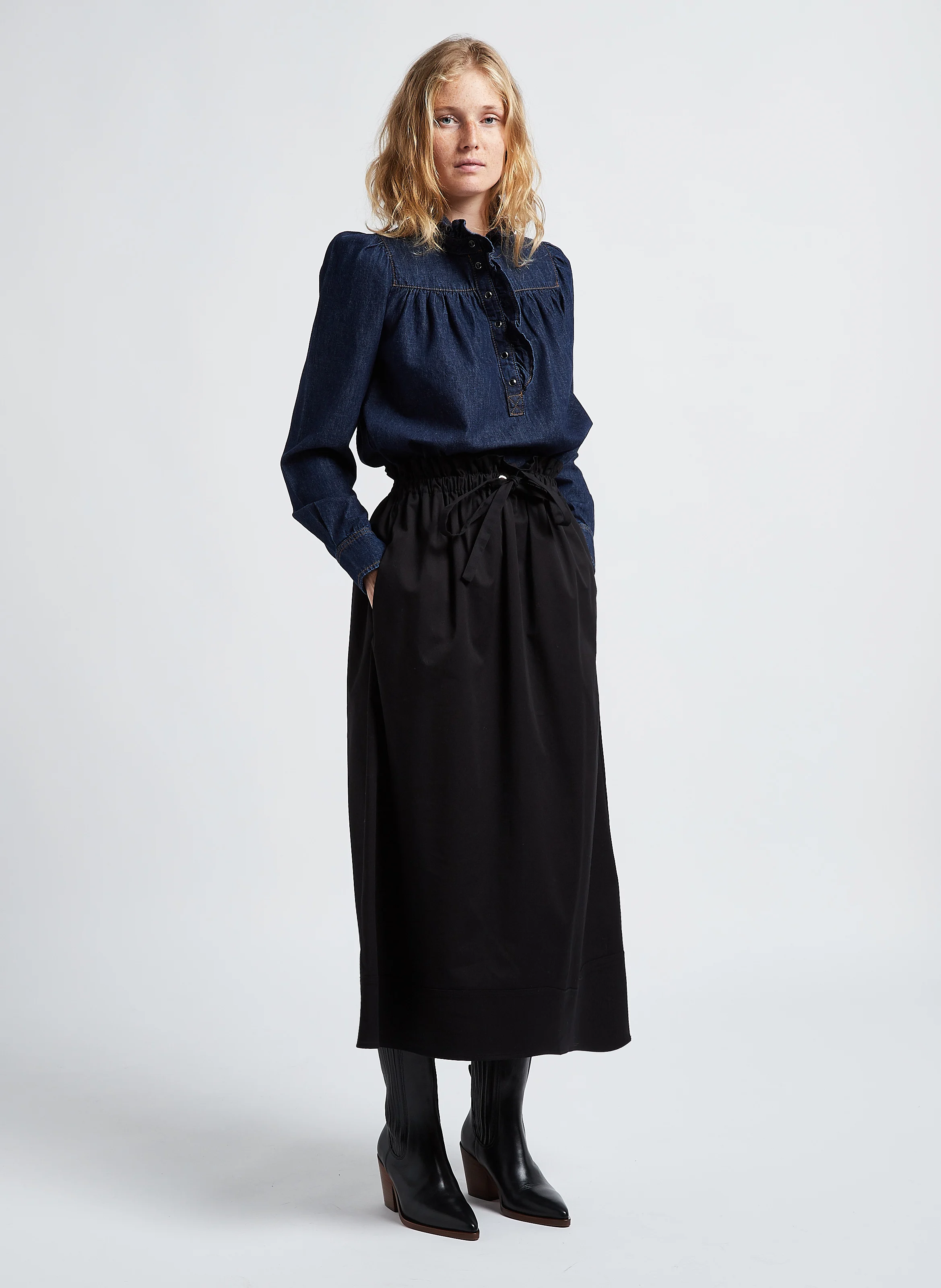 MILAC - Chemise à col victorien fluide en coton | Bleu