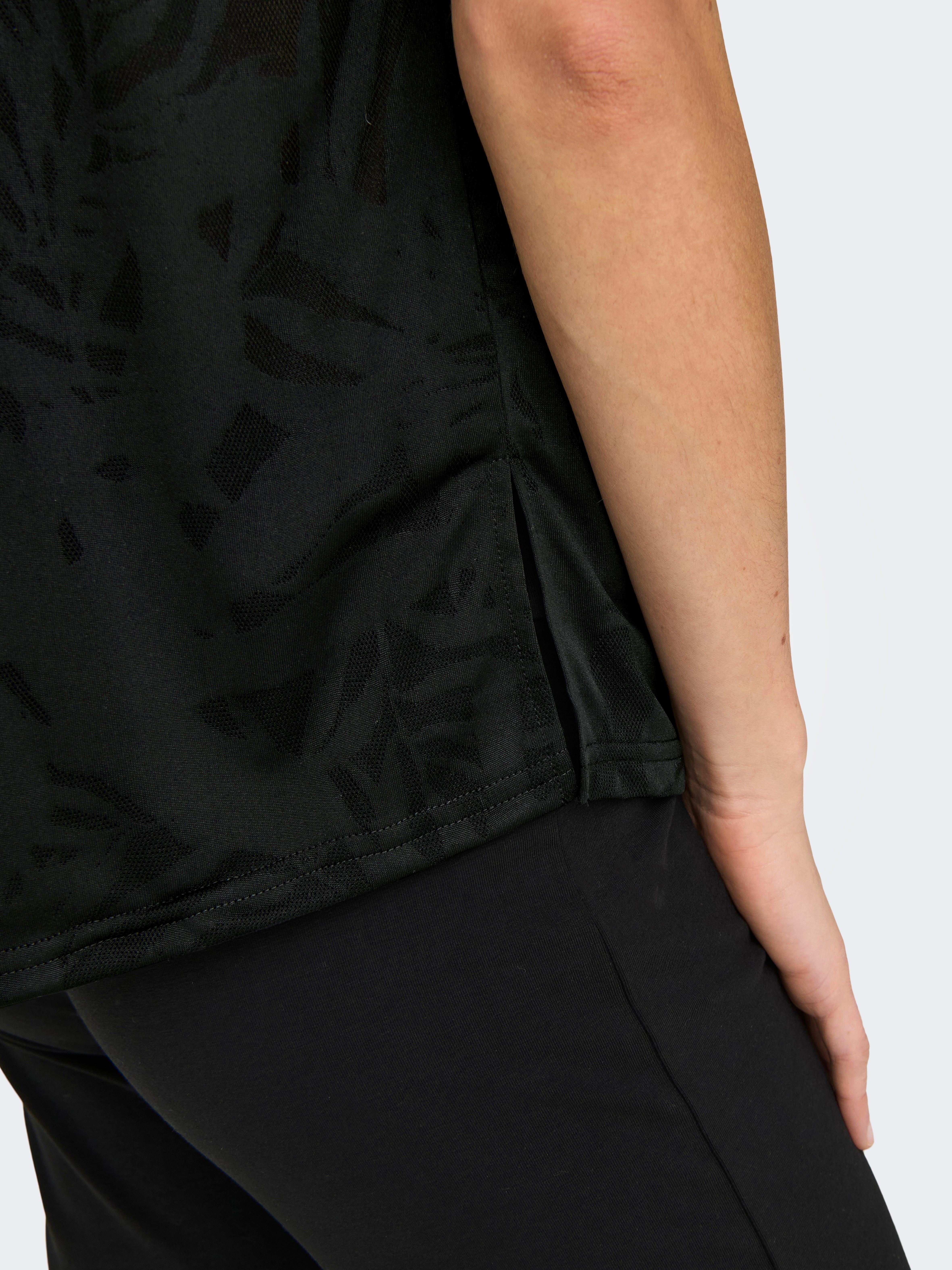ONPAYA T-shirt Black