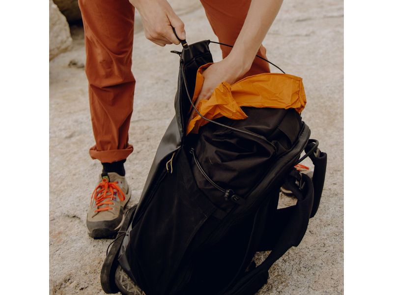 Peak Design Fotorucksack Outdoor-Rucksack 25L – Schwarz Leichter, rahmenloser Tagesrucksack