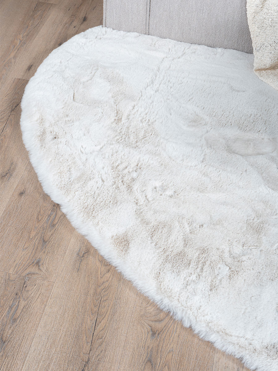 Vloerkleed Morbido Ivory – Kiezelvormig 200 x 280 cm
