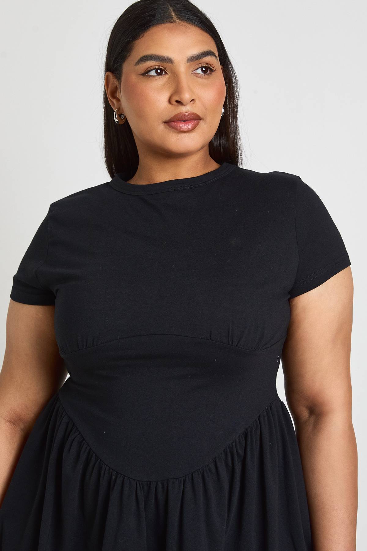 boohoo Robe Patineuse Grande Taille En Coton Avec Taille Cintrée Et Manches Courtes