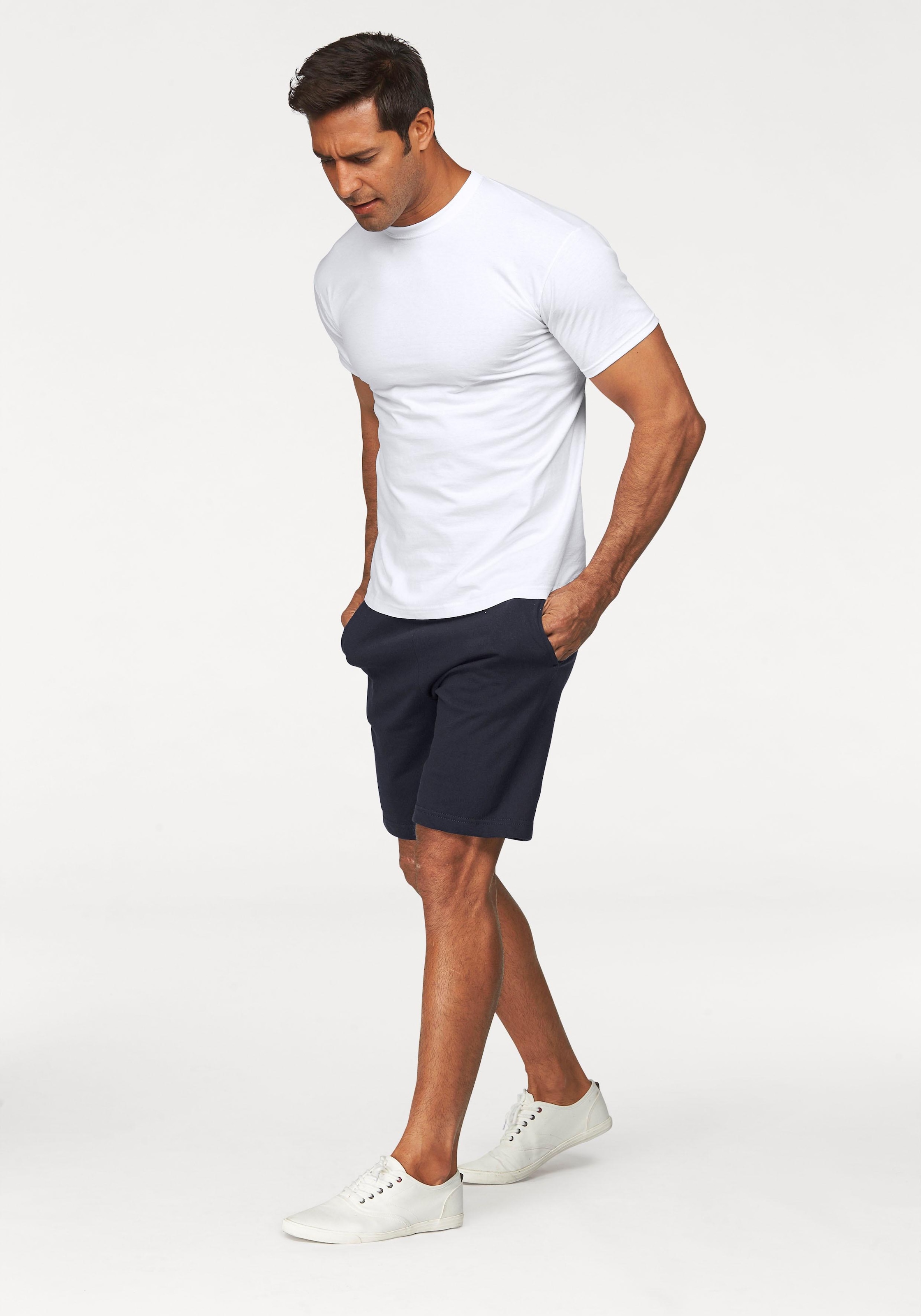 Fruit of the Loom Sweatshorts  Sommerhose in bequemer Form
