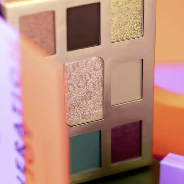 GENERATION JOY Eyeshadow Palette C01 Show It Off