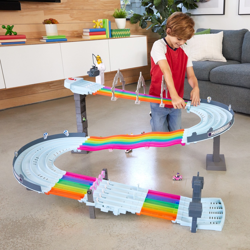 Hot Wheels Mario Kart Regenbogen-Spielset mit Fahrzeugen