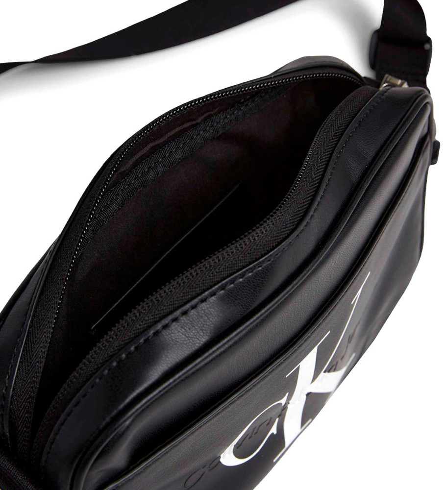 Bolsa de cintura macia com monograma Calvin Klein Jeans, preta.