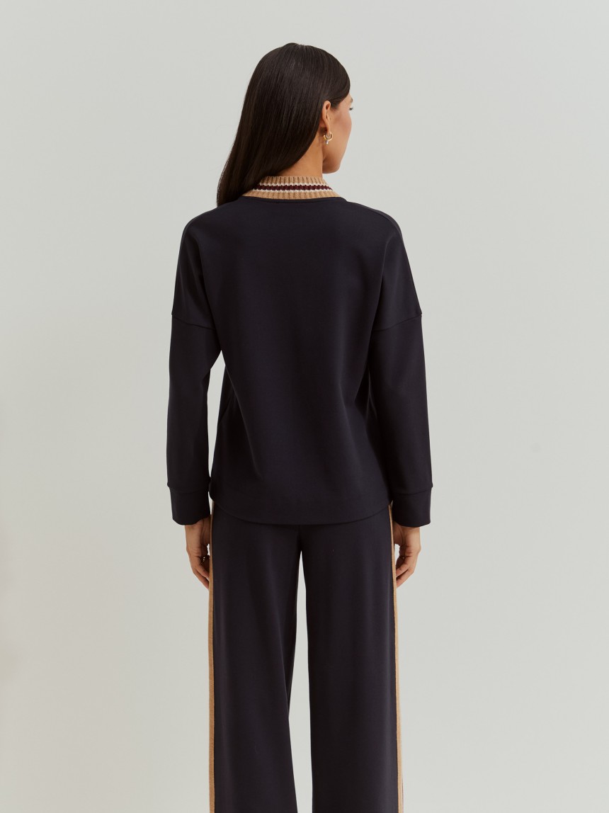 Camisola malha decote em V