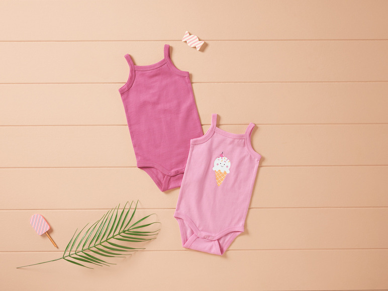 2 baby rompertjes