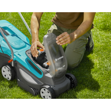 Gardena 2x18V grasmaaier 32cm Powermax 32/36V (Incl 2 accu's 2.5Ah + oplader)