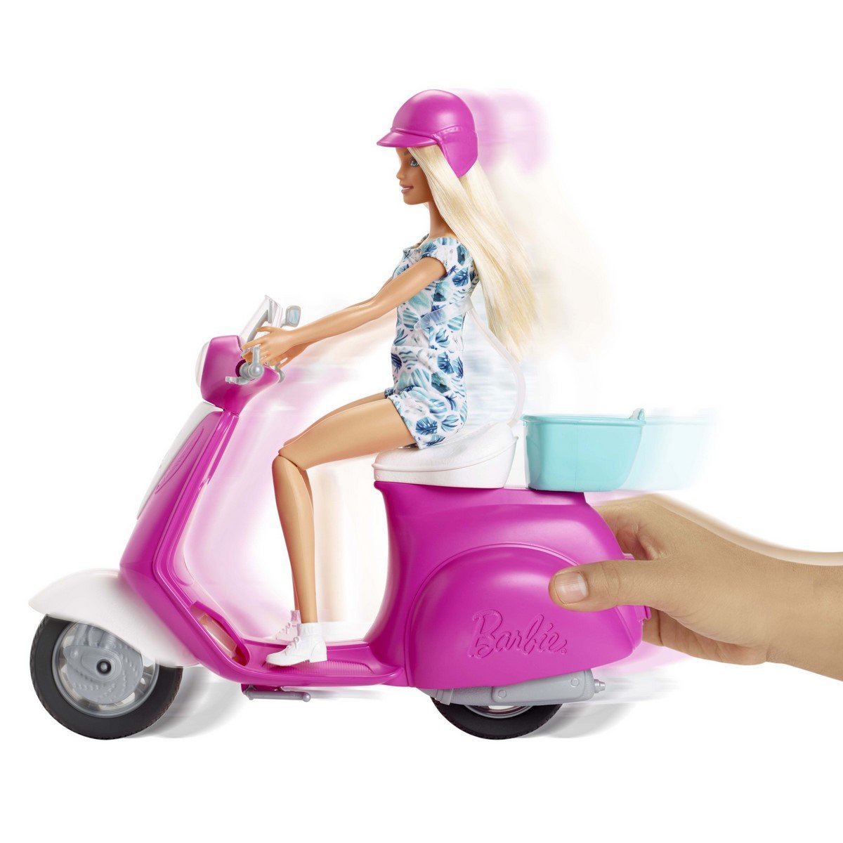 Barbie et son scooter