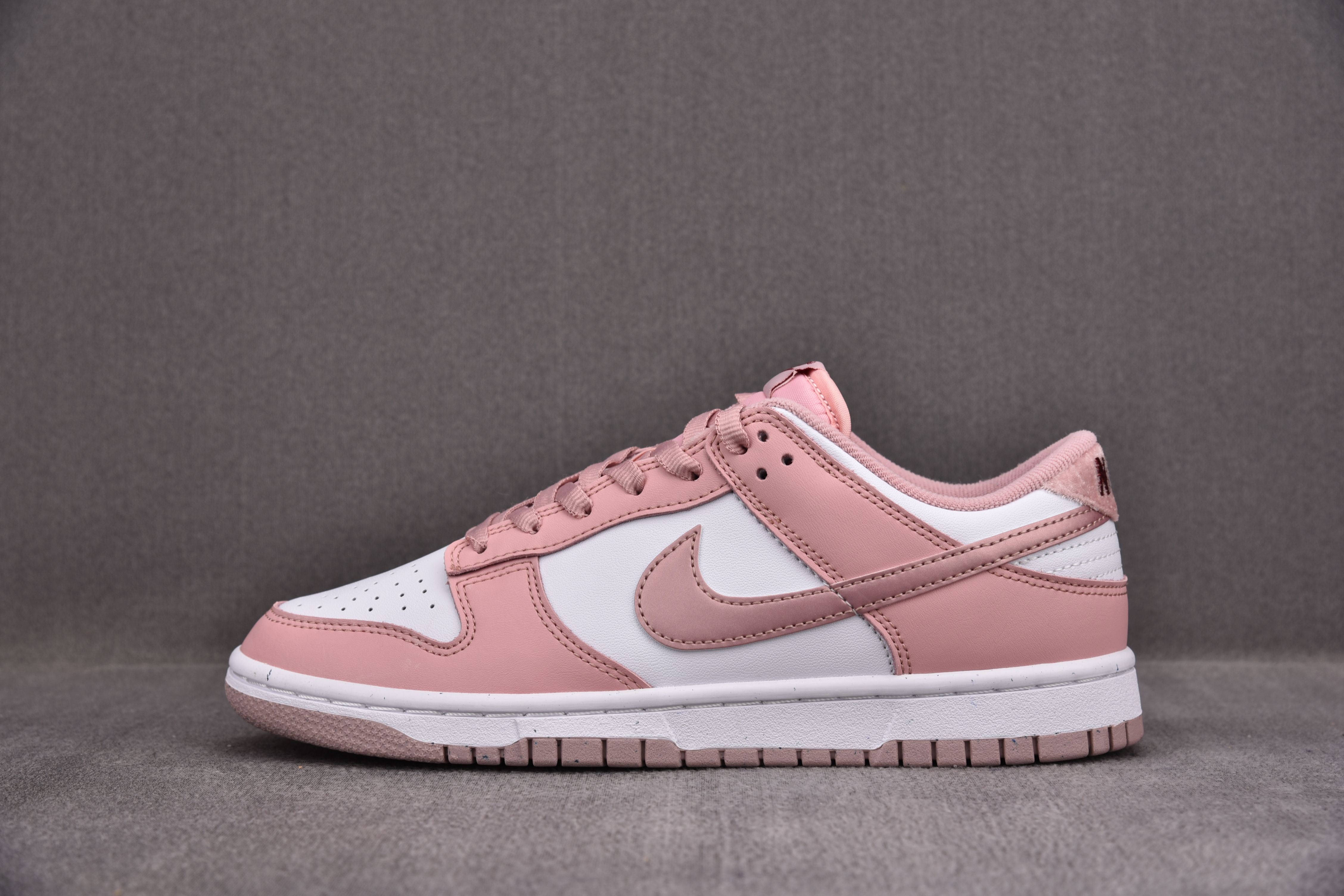 Nike Dunk Low Pink Velvet (GS)