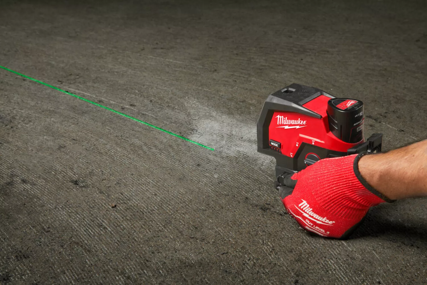 Milwaukee M12 CLLP-301C 12V Li-Ion accu laser set (1x 3,0Ah) in koffer - 2 lijnen - Groen - 38m