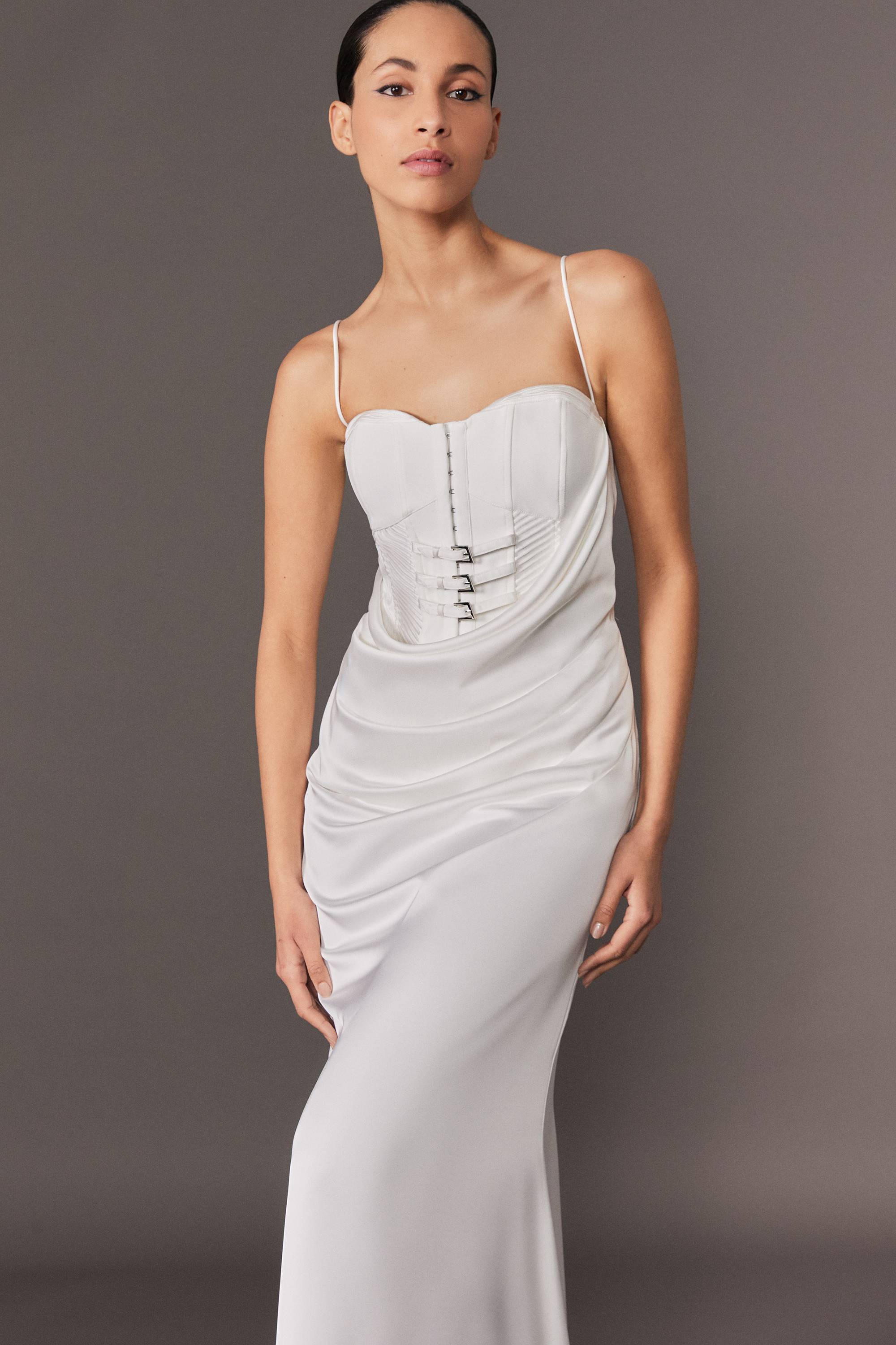 KarenMillen Collection Archive - Robe Maxi corset sur mesure en satin drapé façon queue de poisson