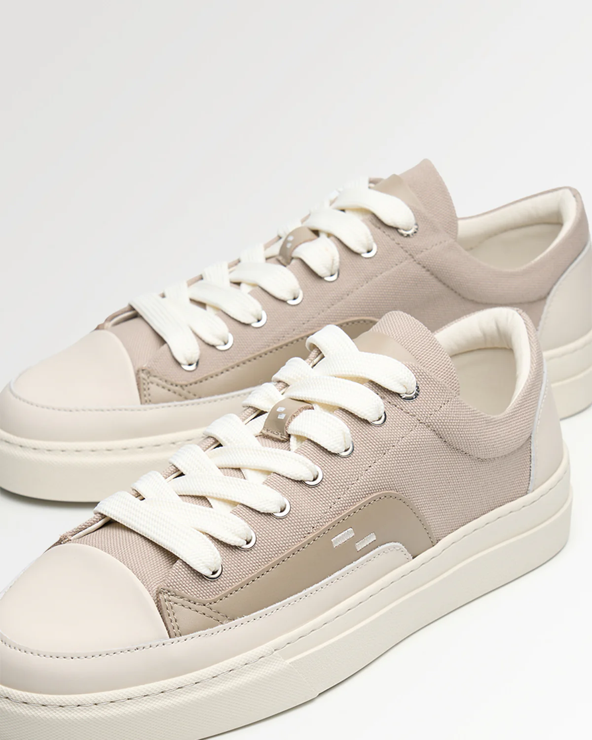 Riviera Low Beige