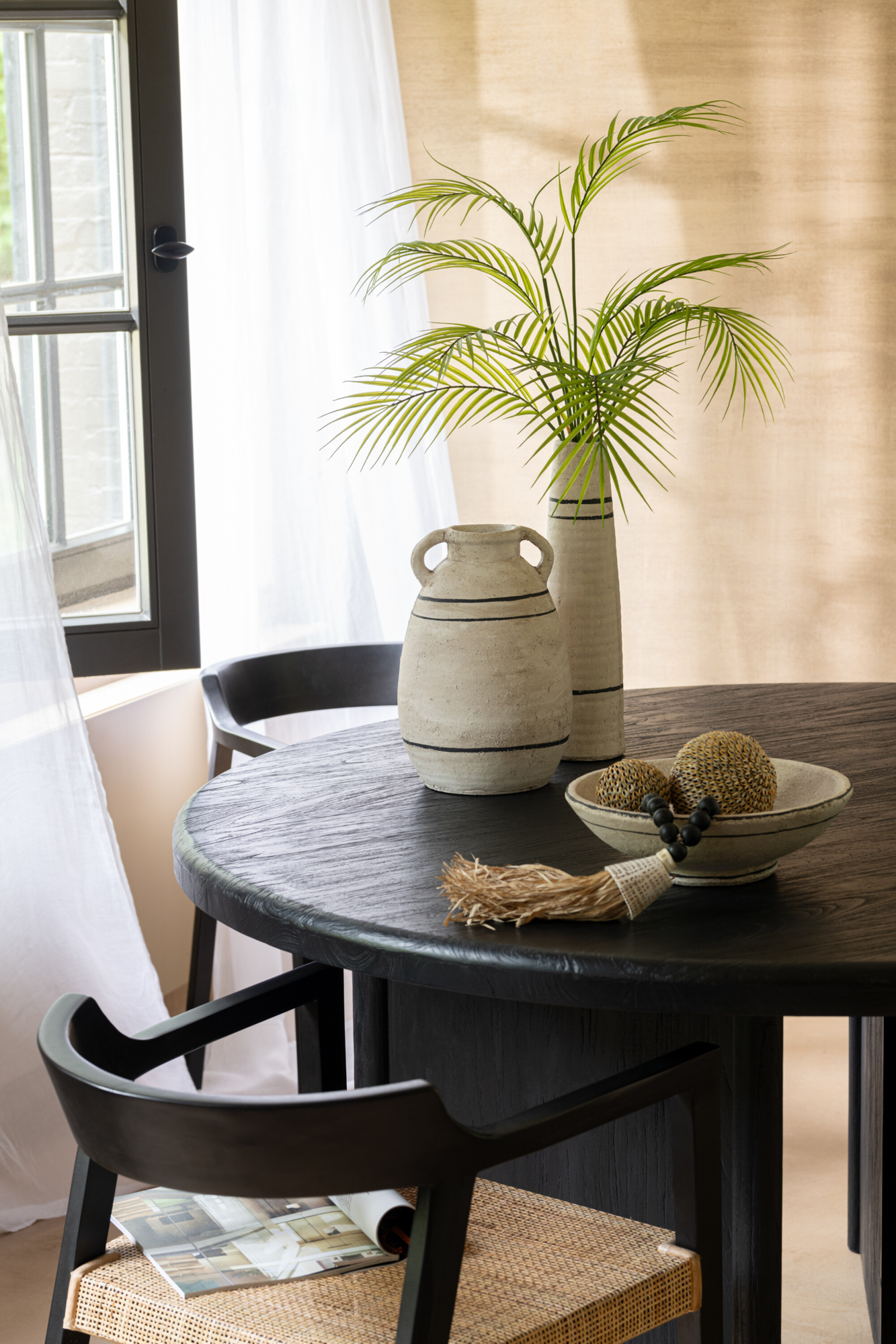 Eettafel teakhout Ø150 cm zwart