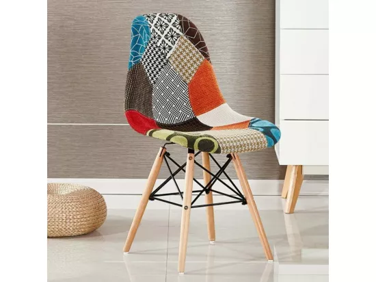 Chaise Scandinave en Tissu Patchwork - Pieds Eiffel - Multicolore