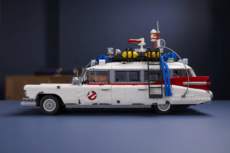 LEGO Icons 10274 Ghostbusters ECTO-1