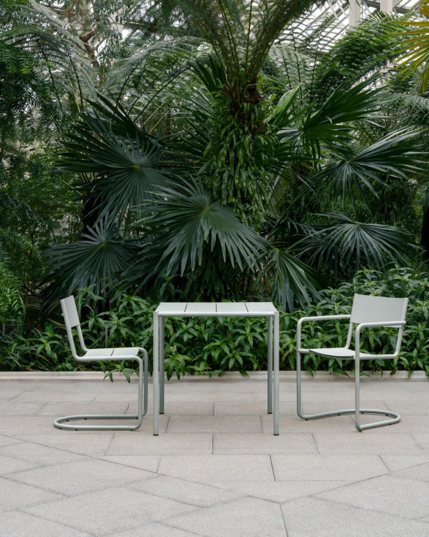 Nine Sine Dining tuinstoel met armleuning Dark Green