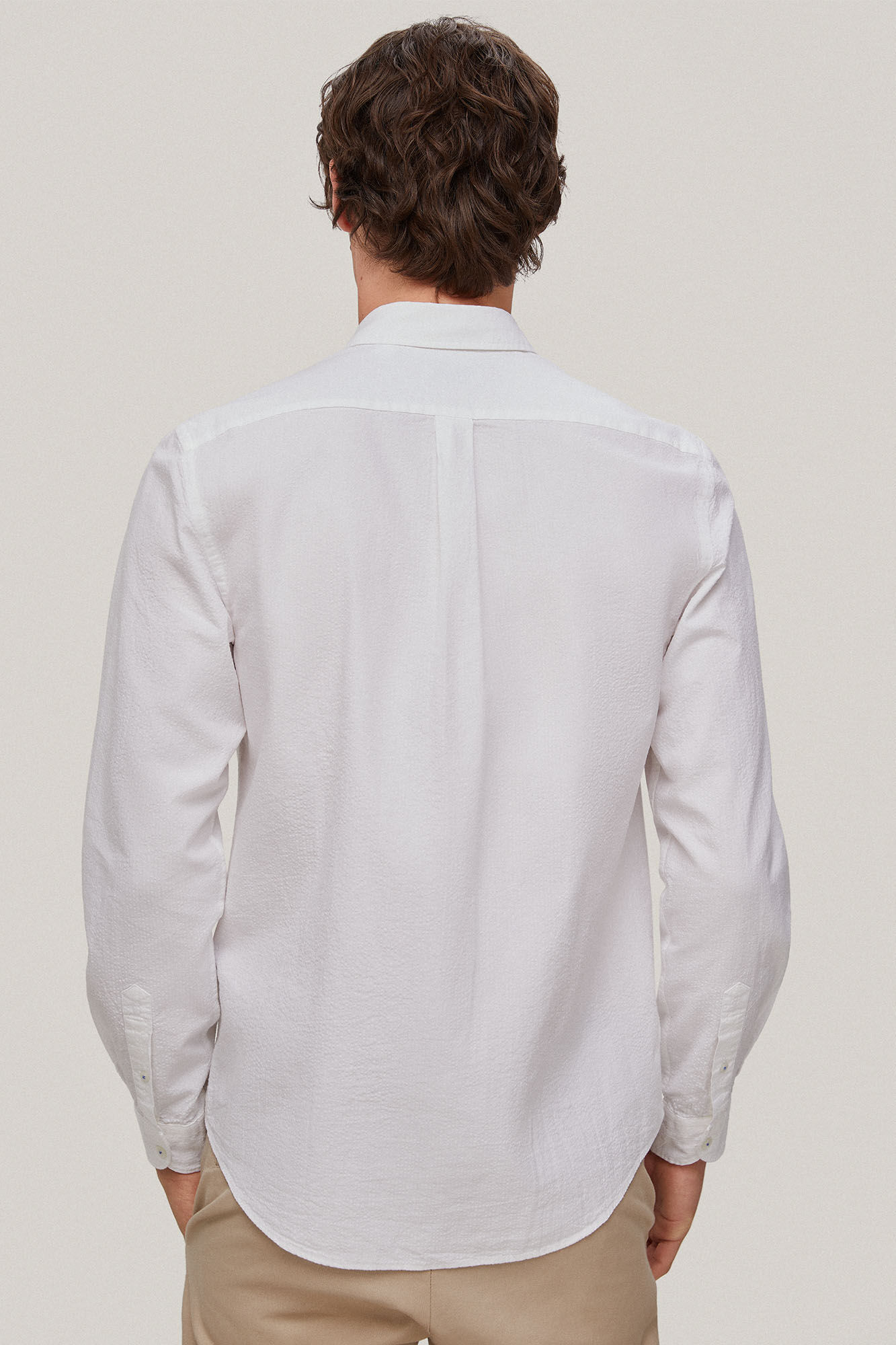 Camisa seersucker lisa manga larga - Branco