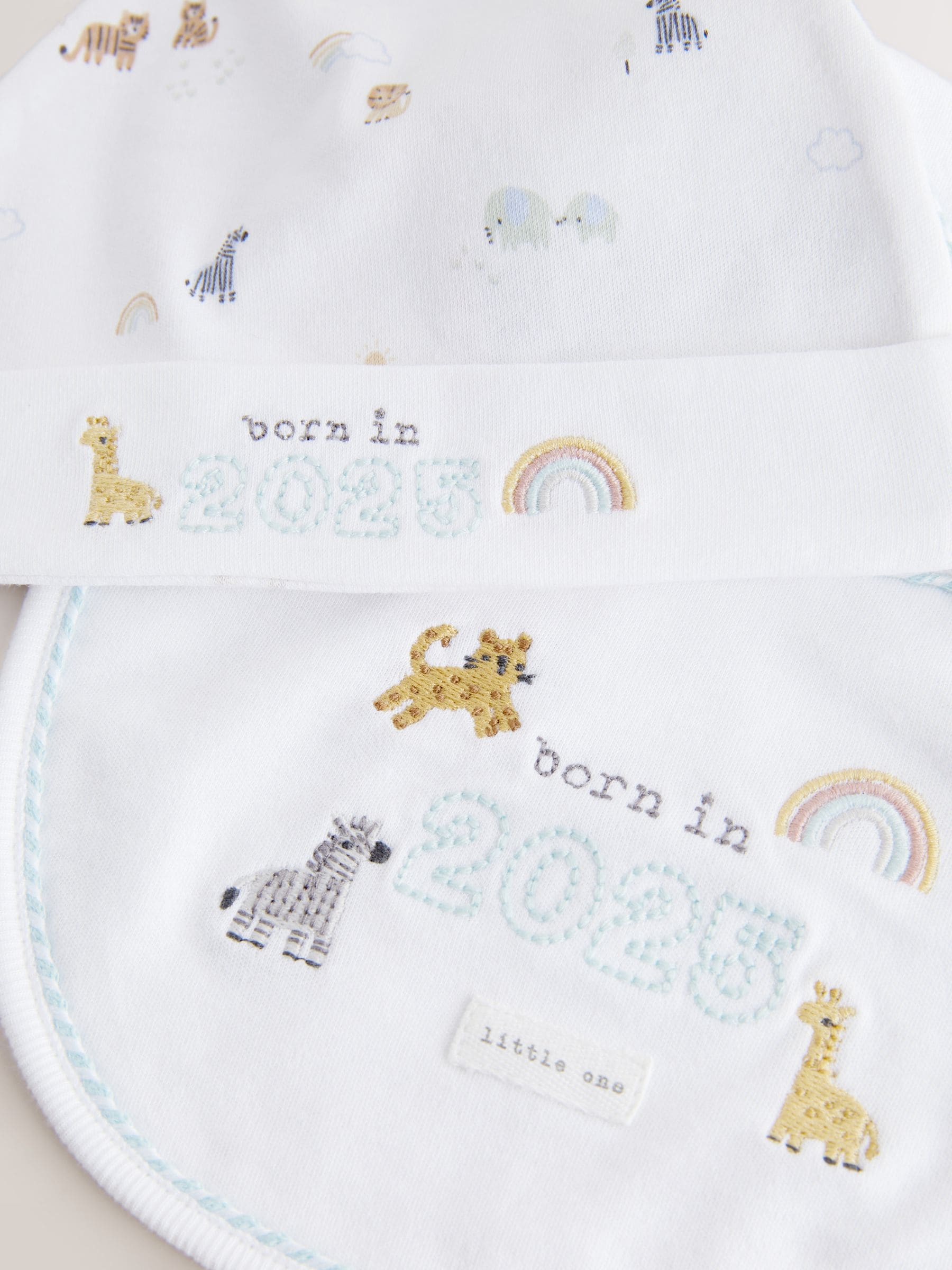 Wit - Born in 2025 Hoeden en Slabbetjes Baby Set 2 -delig (0-12mnd)