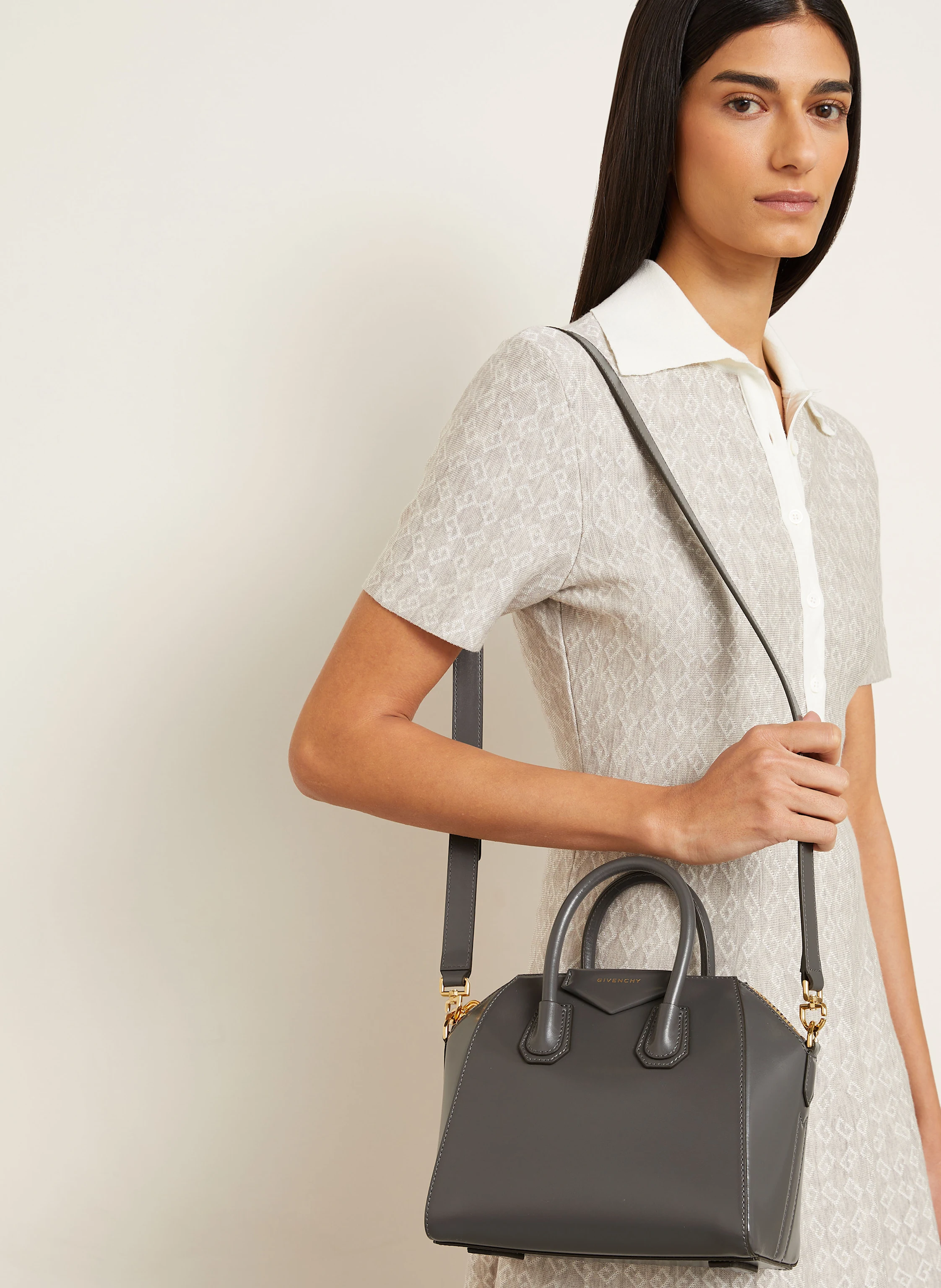 GIVENCHY Handtasche ANTIGONA MINI
