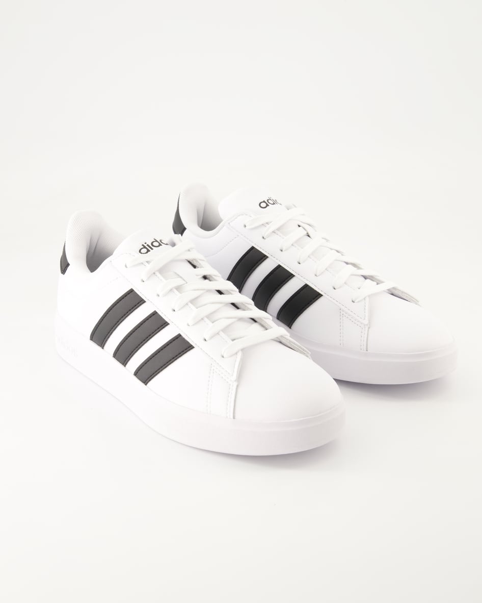 Adidas Grand Court 2.0 Sneaker in Weiß