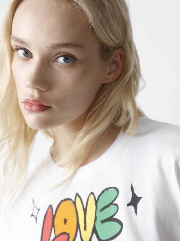 Camiseta cropped estampada - Off-white