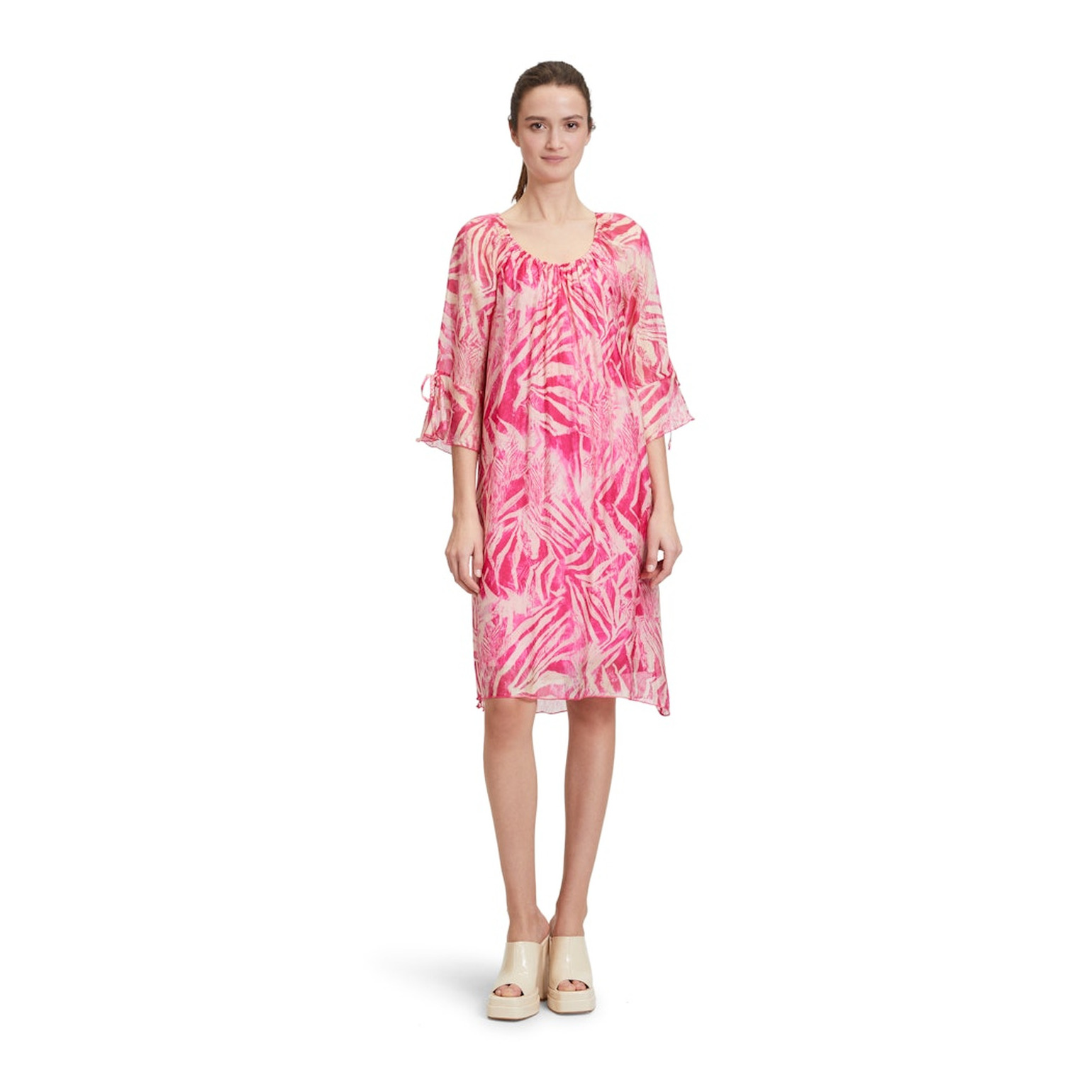 Cartoon Kleid Kurz 3/4 Arm