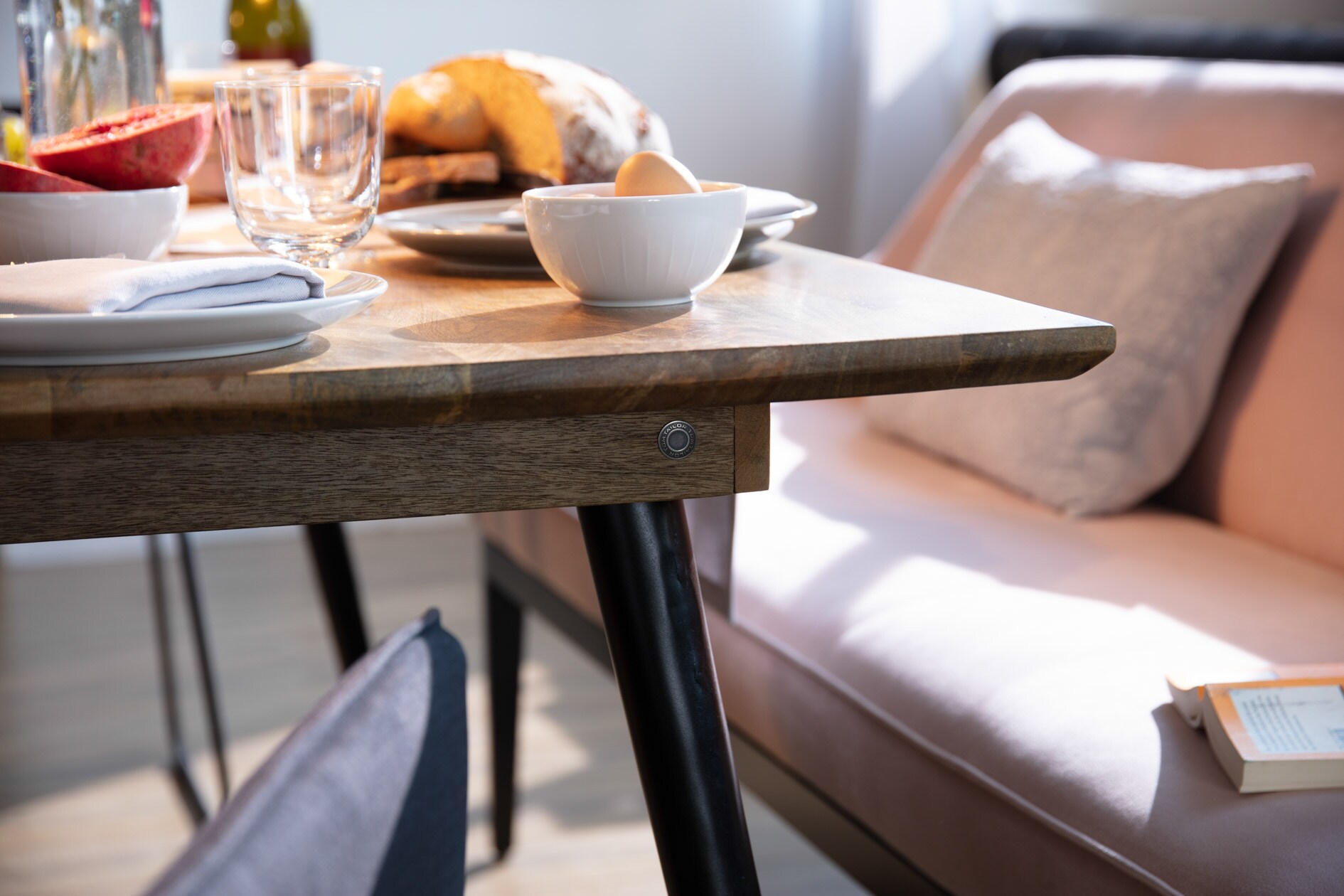 Esstisch 140x80cm Mangoholz Speisetisch Wohnzimmer Holz Tisch Küchentisch