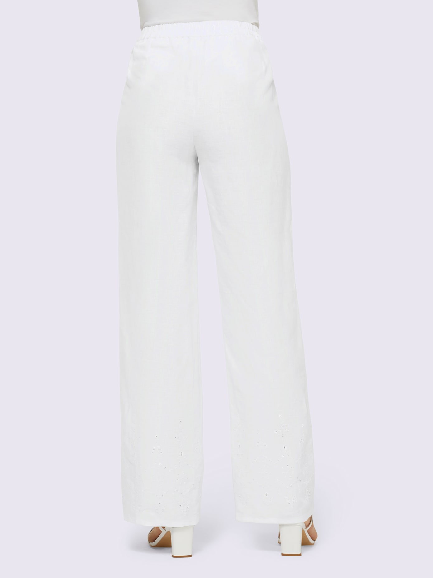 Pantalon peu froissable