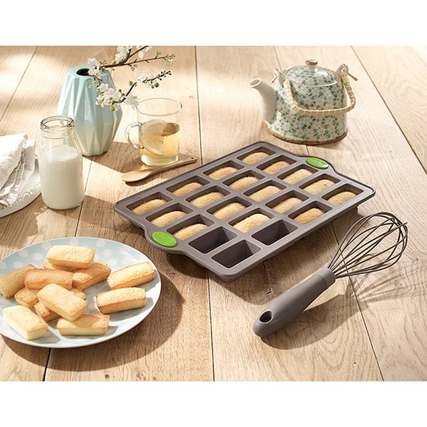 Lot plaque 20 financiers et plaque 12 muffins en silicone structure ac